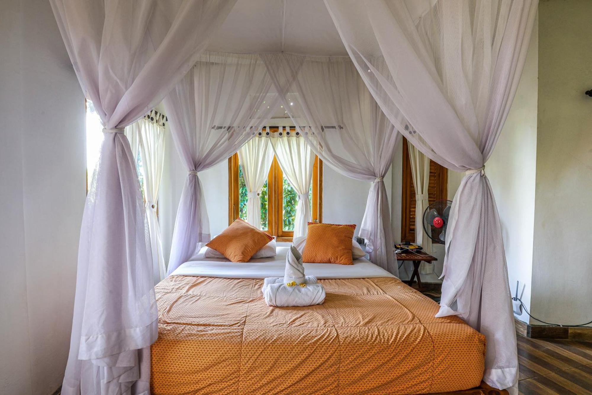 Omunity Bali Hotel Singaraja  Ngoại thất bức ảnh