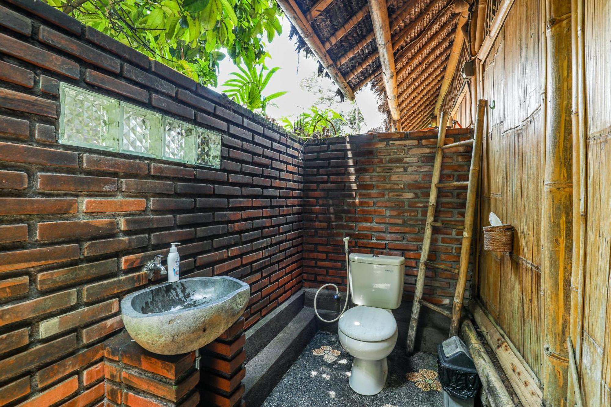 Omunity Bali Hotel Singaraja  Ngoại thất bức ảnh
