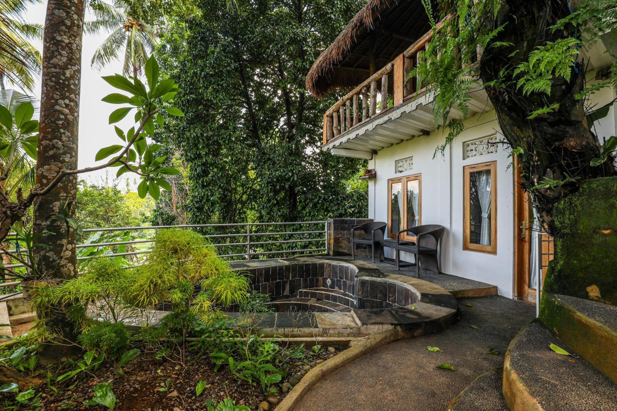 Omunity Bali Hotel Singaraja  Ngoại thất bức ảnh