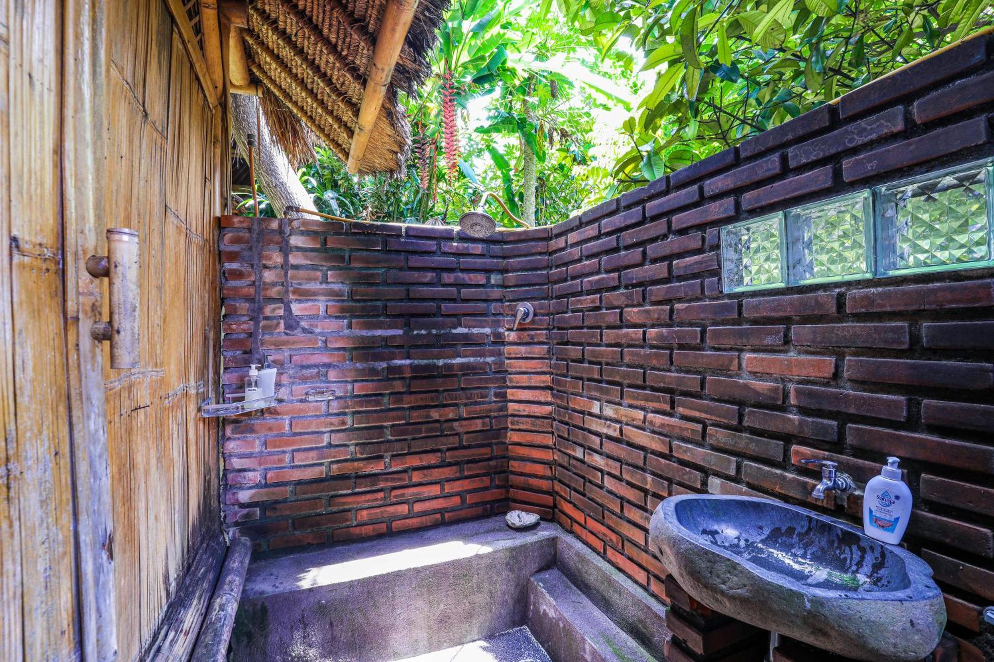 Omunity Bali Hotel Singaraja  Ngoại thất bức ảnh